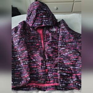 THE NORTH FACE Girls MED (10/12) Colorful Hooded Jacket.READ FULL POST Please.